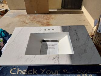Marble Vanity Top with Undermount Sink