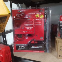 Milwaukee M18 High Output Starter Kit 