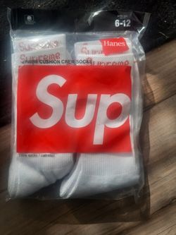 Supreme Socks
