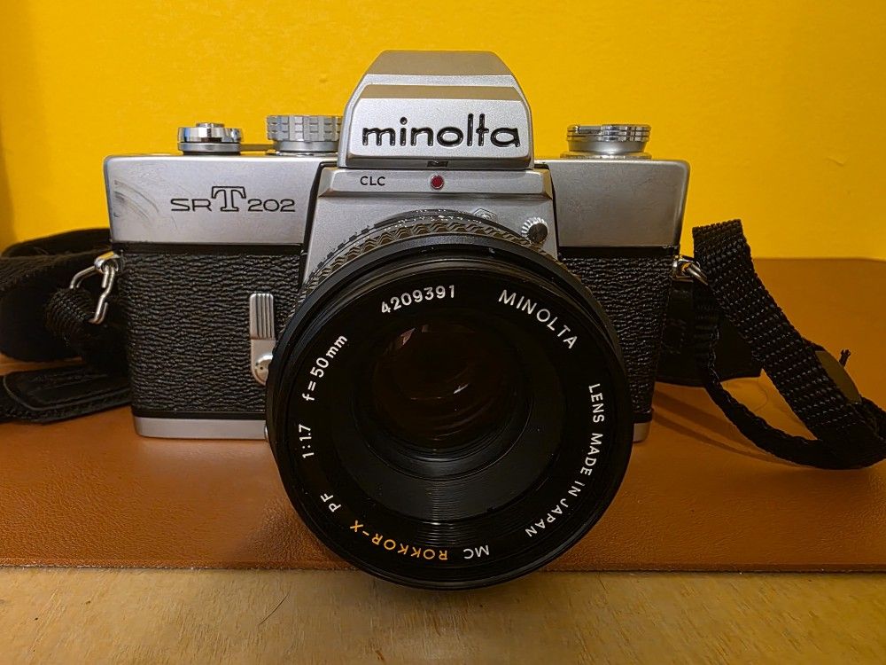 Minolta SRT 202 With 50mm 1.7 Lens - Film Tested And Working