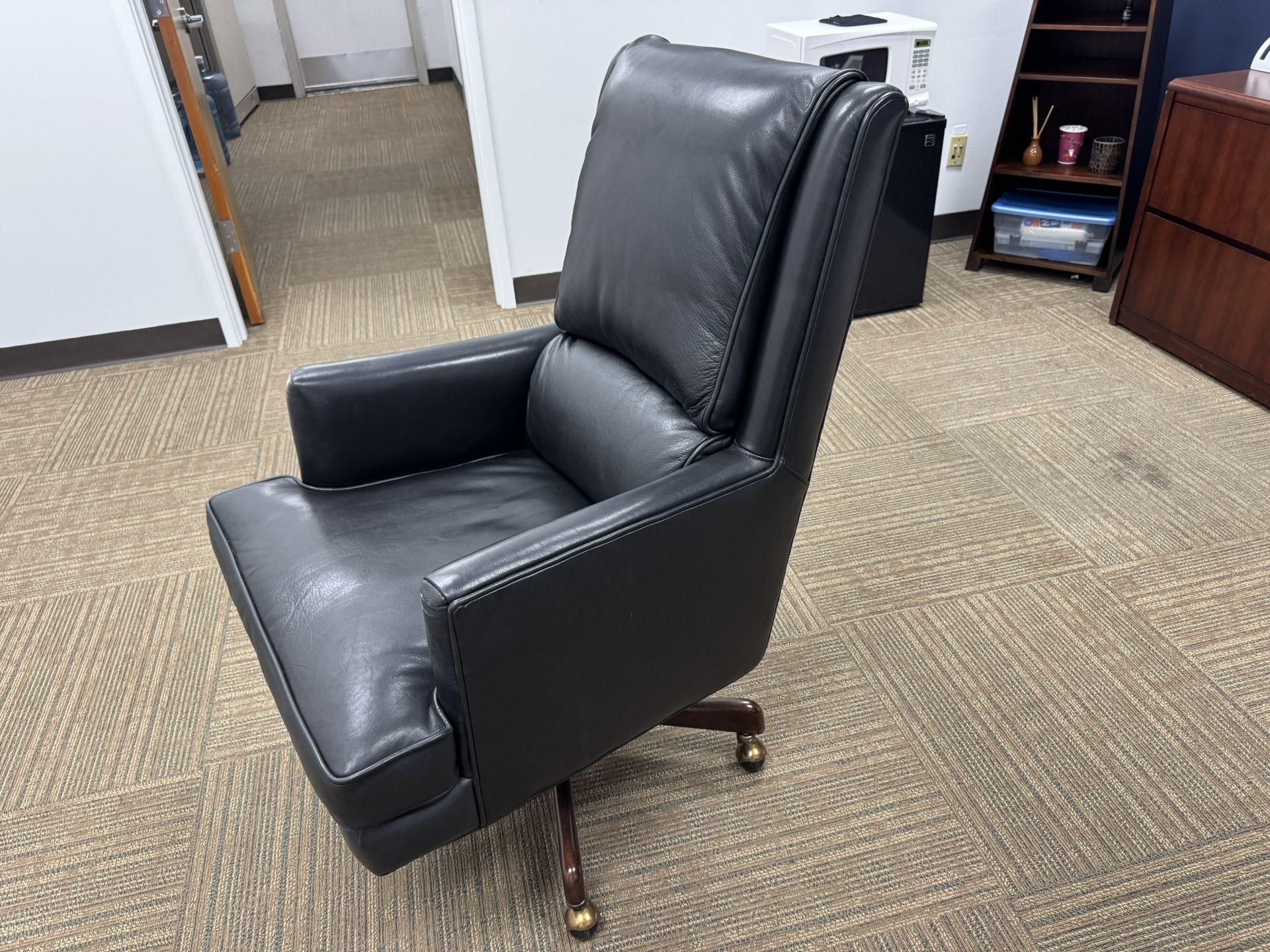 Genuine Leather Executive Chair