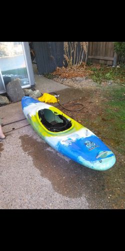 Jackson kayak 2016 (model: karma) (size: medium) (color: wolverine)