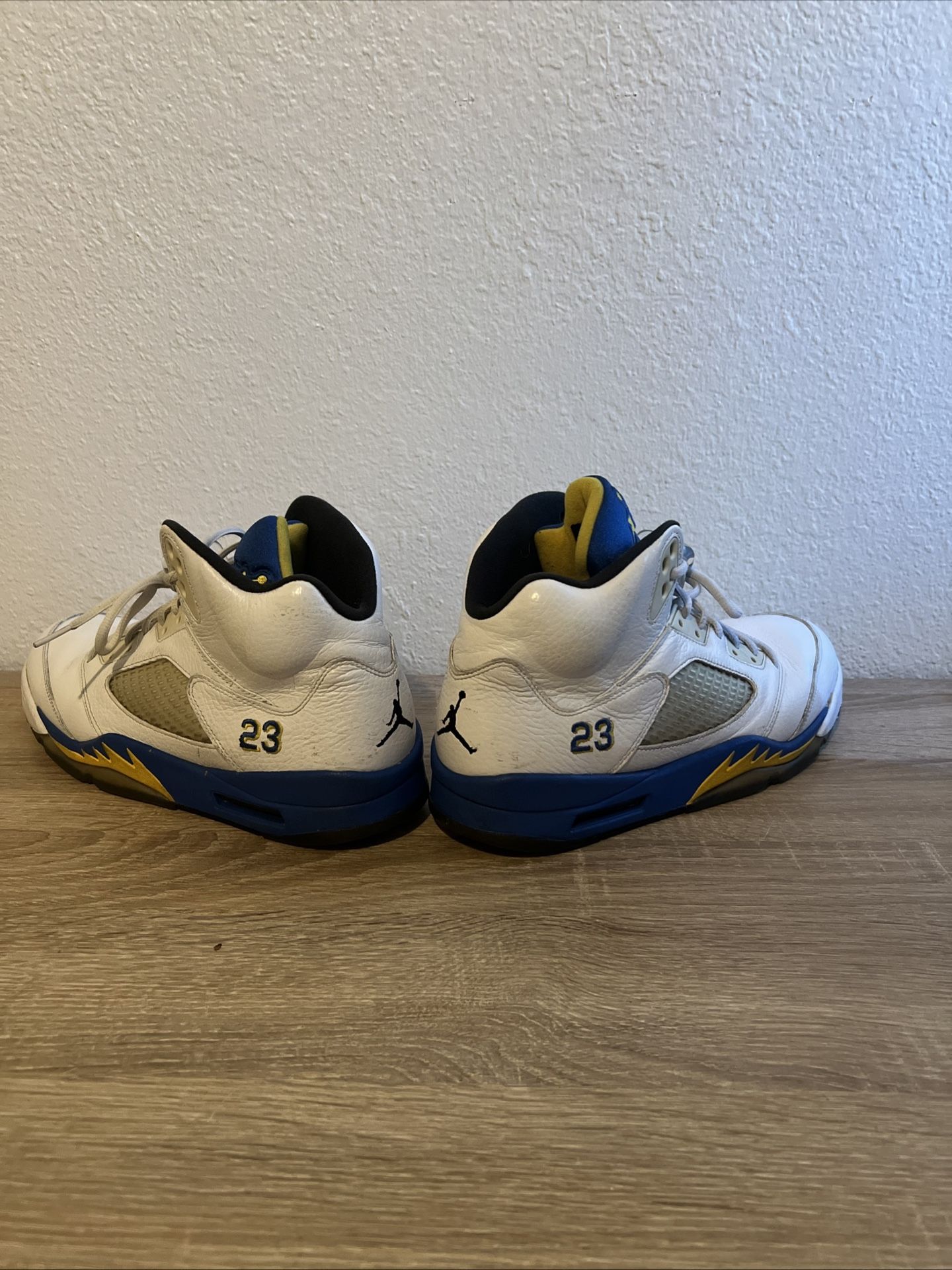 Jordan 5 Retro Laney 2013 - Size 10.5