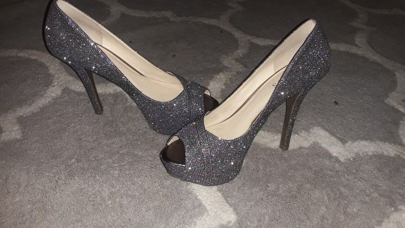 Guess Heels Size 7.5