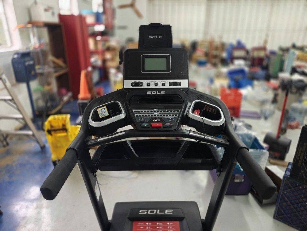Sole F63 Treadmill - 2 Years Old Recently serviced