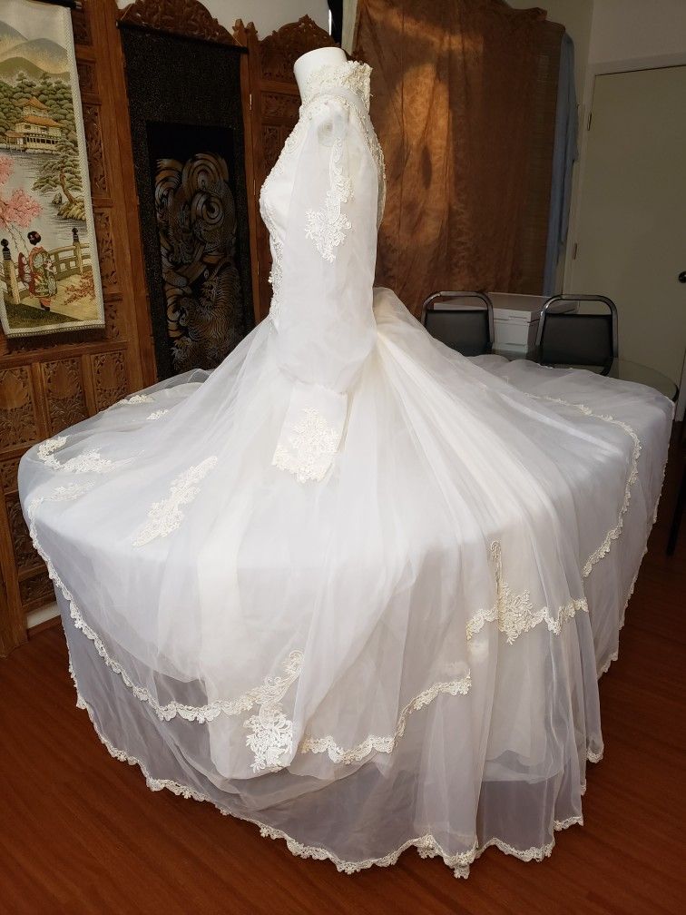 White Wedding Gown  Size 10