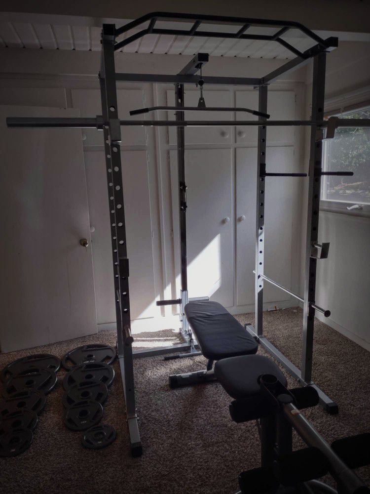 Squat Rack With Lat Pulldown Attachment For Home Gym Set Up 