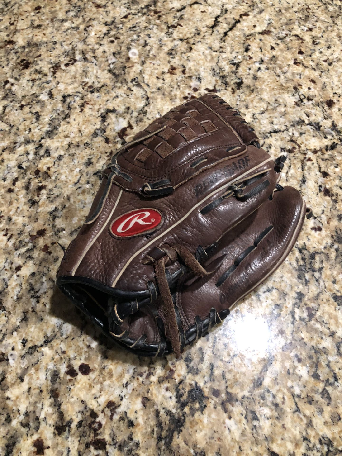 Rawlings RS115 Baseball Glove & Ball