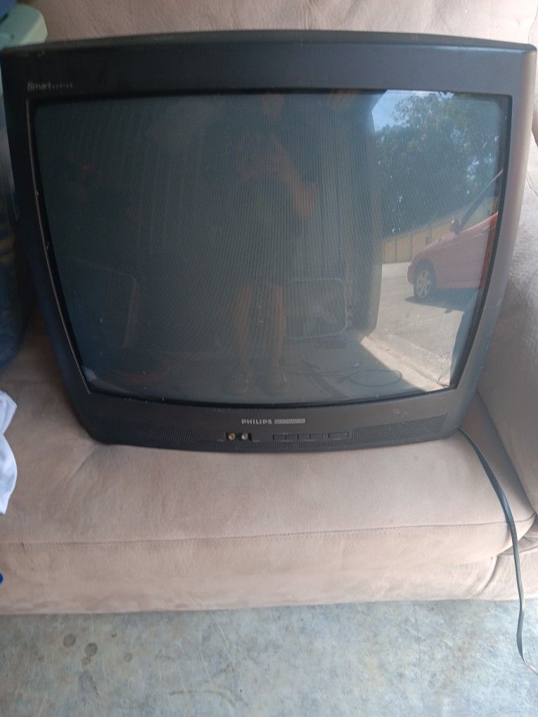Philips Magnavox Crt Tv 13In With Remote