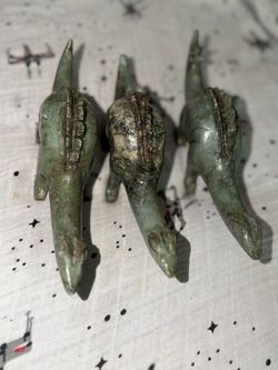 Dinosaur sculpture