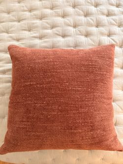 Throw Pillows (Set of 2)