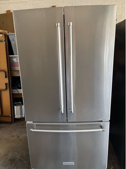Fridges for sale are Plugged in free Deliver