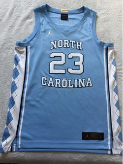 Jordan UNC jersey size L