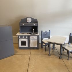 Badger Basket 5 Piece Kitchen Furniture Play Set for 18 Inch (fits American Girl Dolls), Gray/White