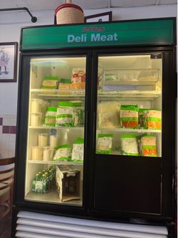 Commercial 2-Door Glass Display Refrigerator / Merchandiser Cooler – Excellent Working Condition