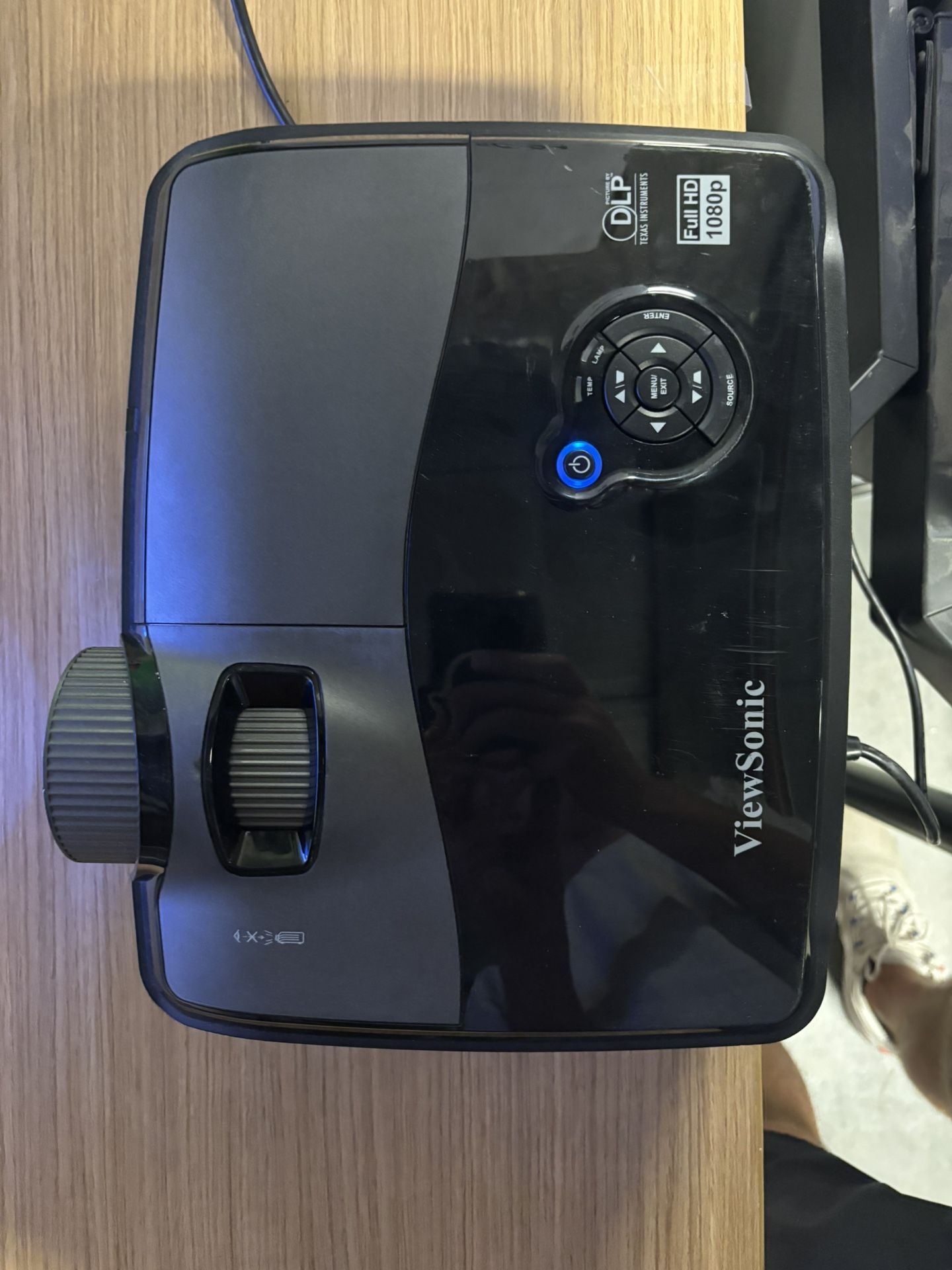 View sonic Projector Pro8300