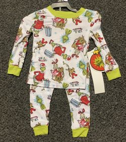 New The Grinch Cindy Lou and Max size 12 month Christmas 2 piece pajama set