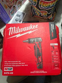 Milwaukee PEX tool