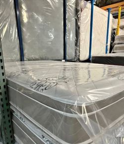Ready to deliver 🚚✅ Brand new all sizes mattresses are in stock !!! Queen, king, twin, full size
