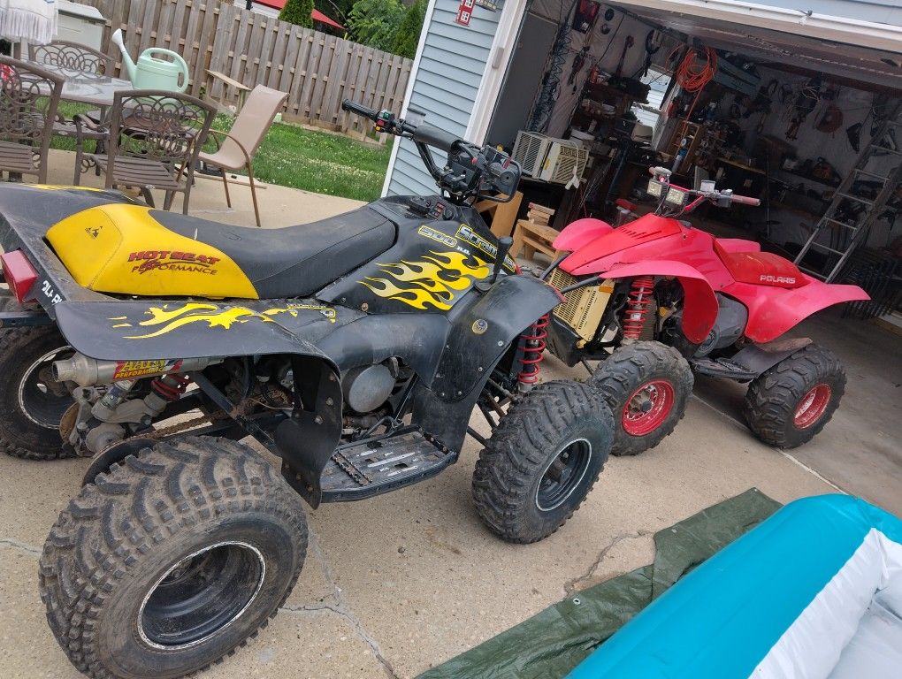 ATVS POLARIS SCRAMBLER 500cc, for Parts Or Fix, Red One Turns On But Turns Off  it Has Title , Black One. Need  Fix Engine $950 