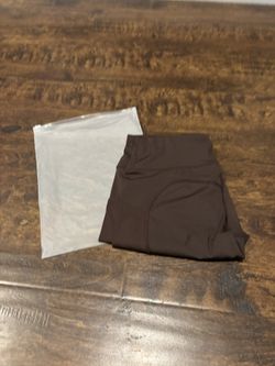 NEW - SIZE M CHOCOLATE BROWN LEGGINGS 