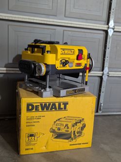 DeWalt planer