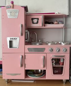 Pink kitchen