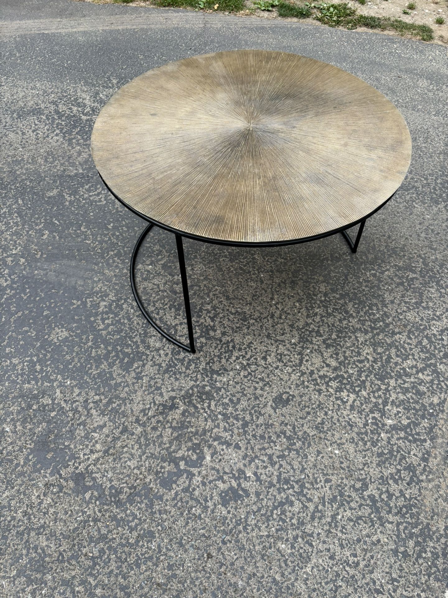 Round End Table