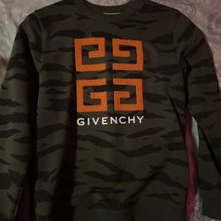 givenchy sweater