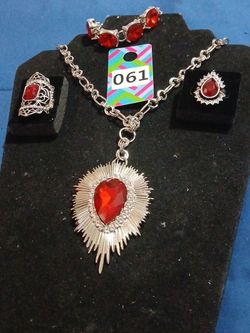 #061 $25 New Arrival today