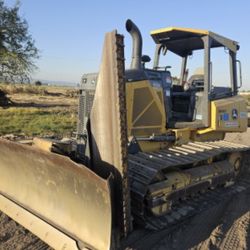 John Deere 650k Dozer 