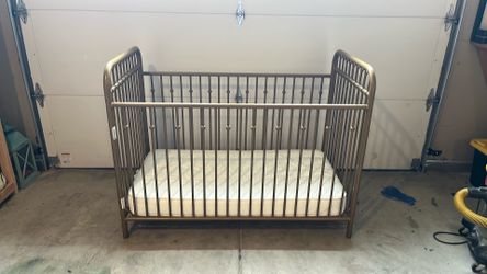 Baby crib