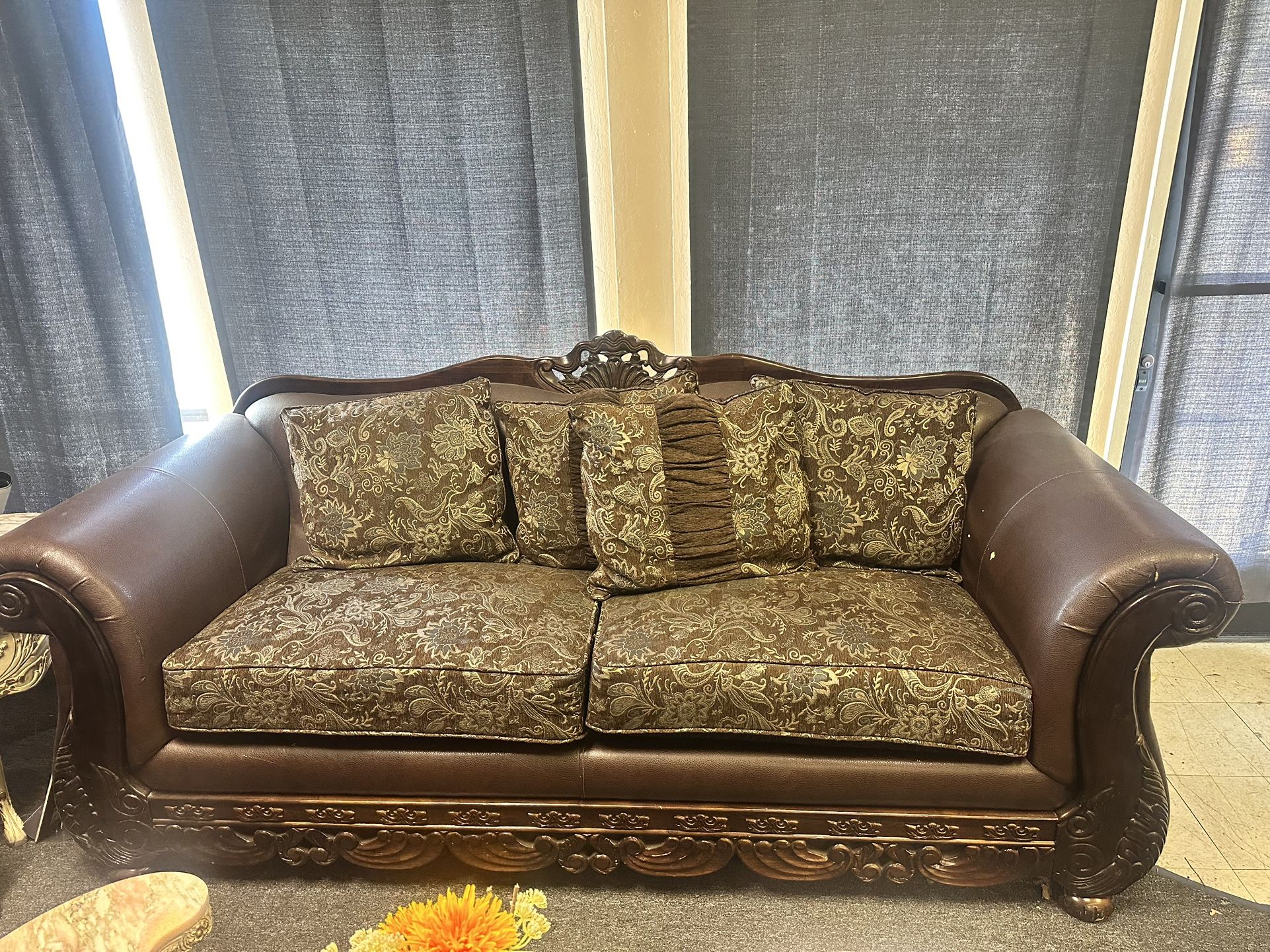 Couch And love Seat