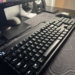 Logitech G610 Orion Red Backlit Mechanical Gaming Keyboard