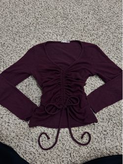 Burgundy scrunched top