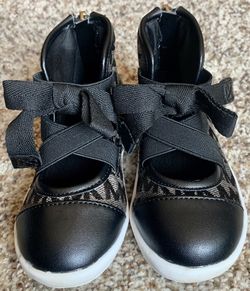 Michael Kors Black/ Tan Girl/Toddler Dress Shoes Size 7