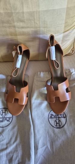 Women Shoes Size 38 , Pick Up