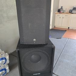 Makie Speaker ,woofer y Mixer