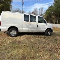 2006 Ford E-250