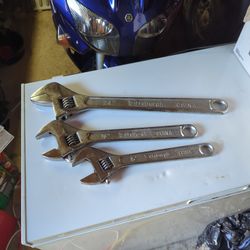Crescent Wrench Set 