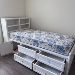 Twin Bed With Mattress 