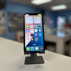 iPhone XR 64 GB Black factory Unlocked