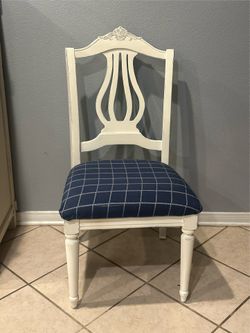 Accent chair