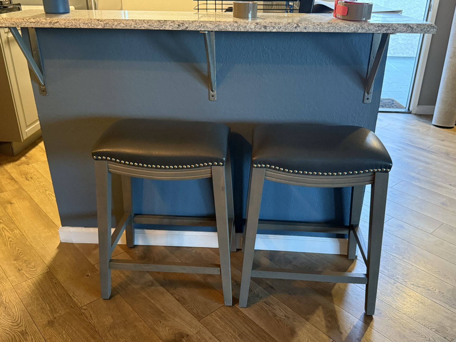 Bar Stool Set