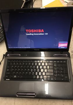 Toshiba Satellite L675D-S7104. 17.3" screen