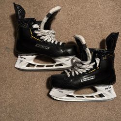 Men’s Hockey Skates. Bauer 2s.  Size 10.5