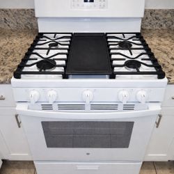 Stove Gas Stove New Never Been Used! GE Name Brand! Delivery Available! Replacement Warranty!