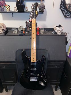 West strat style guitar in great condition