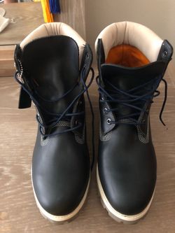 Size 11 Timbs