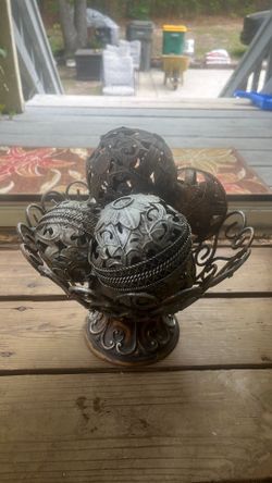 Decorative center piece
